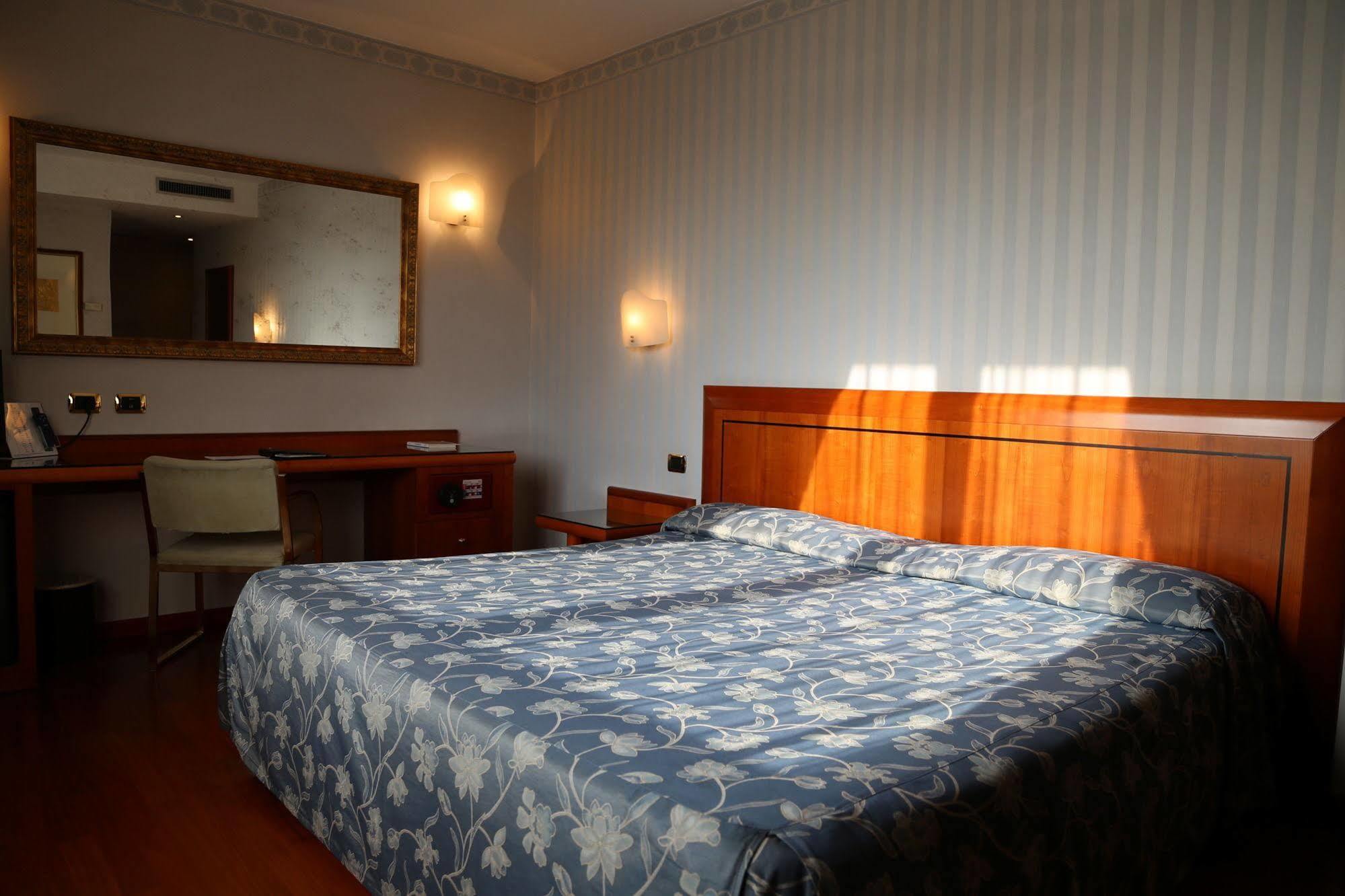 Hotel Palace Verona Dış mekan fotoğraf